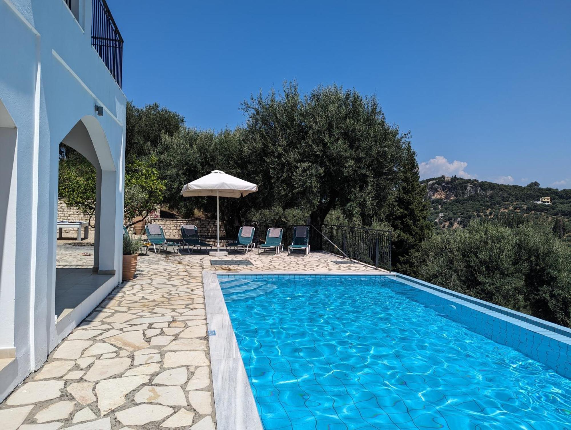 Villa Eleonas Strongyli  외부 사진